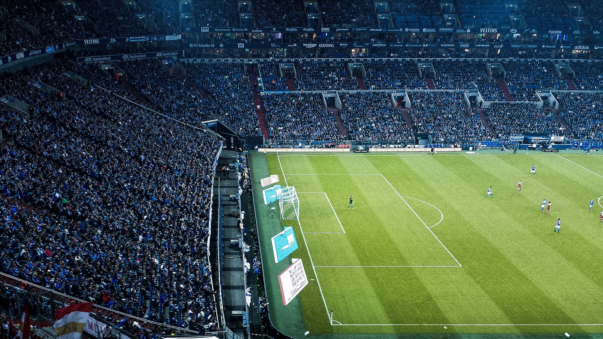 当足球遇上乒乓球，一场跨越时空的鏖战启示录