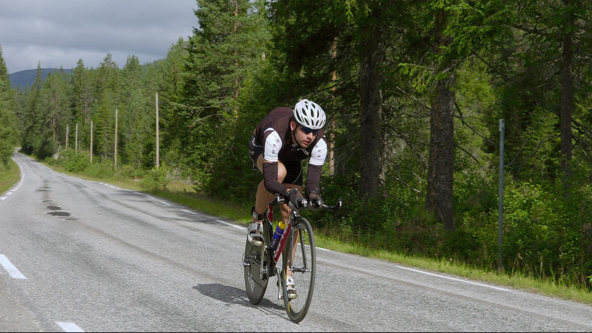 库里之夜，当季后赛的舞台成为个人能力的终极画布